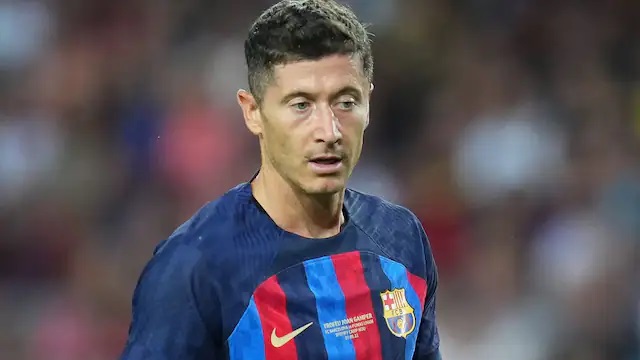 Robert Lewandowski brutalt rånad i Barcelona￼