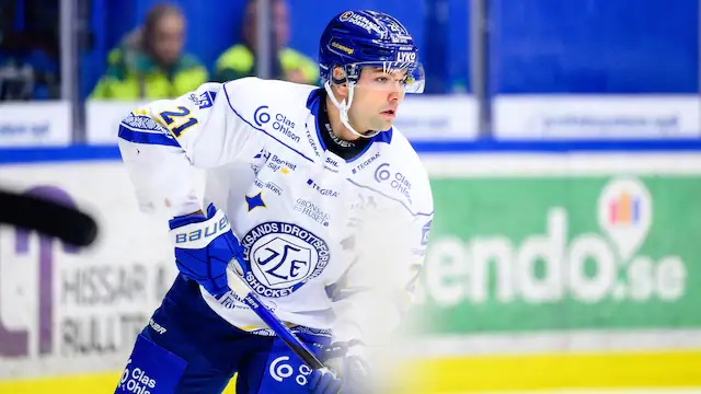 Leksand sparkar stjärnvärvningen John Quenneville