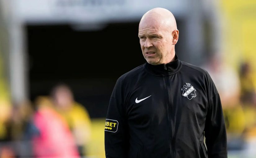 Henning Berg lämnar tränaruppdraget i AIK