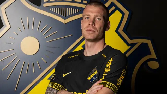 Isherwood till AIK